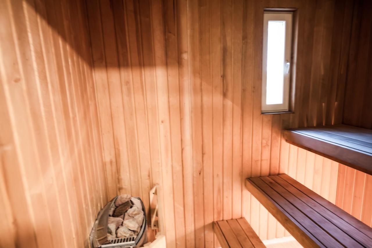 Cabin Guesthouse With Free Parking Parnu Exterior photo